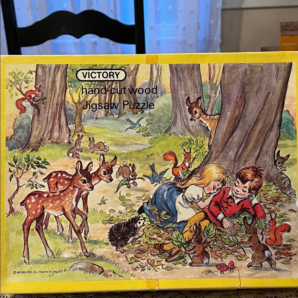Victory Hand-Cut Wood Jigsaw Puzzle - Multicolor 60 Piece Vintage Babes in wood